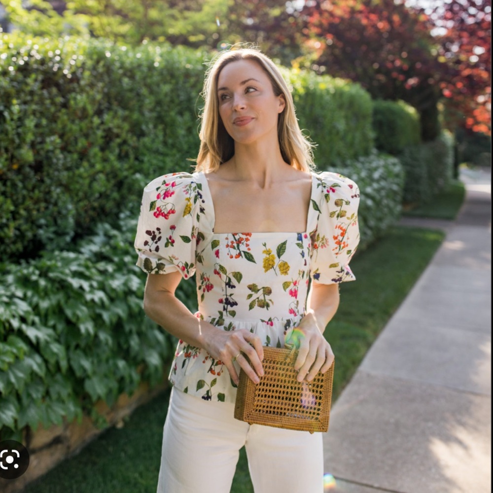 NWT Cara Cara Alexis Puff Sleeve Peplum Top